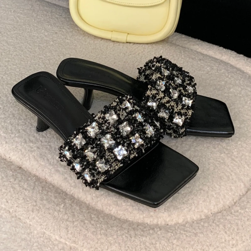 

Брендовые тапочки на высоком каблуке со стразами, женские шлепанцы с квадратным носком, женские модные элегантные вечерние модельные туфли, женские сандалии с кристаллами