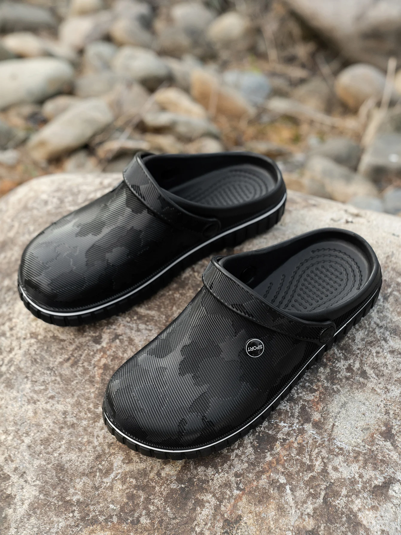 Men's Daily Slippers, Casual and Comfortable, Thick-Soled, Wear-Resistant, Waterproof, Non-Slip, Office Slippers for Outings view 2