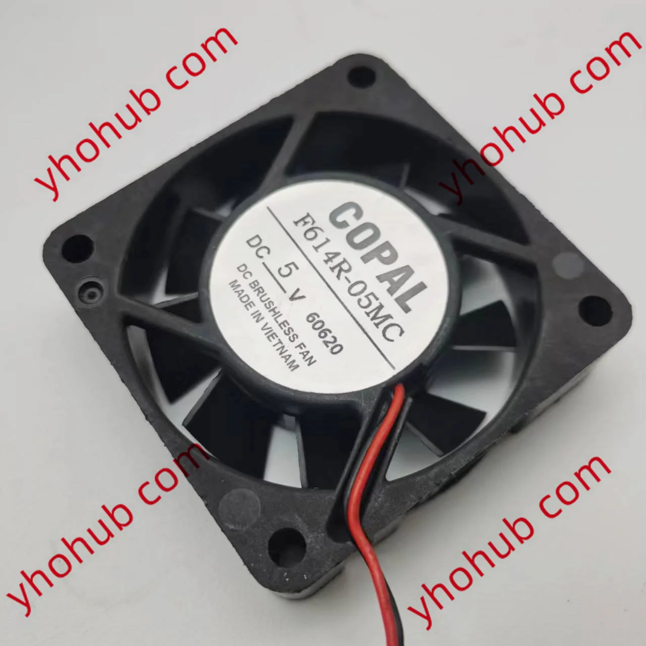 

COPAL F614R-05MC DC 5V 60x60x15mm 2-Wire Server Cooling Cooling Fan