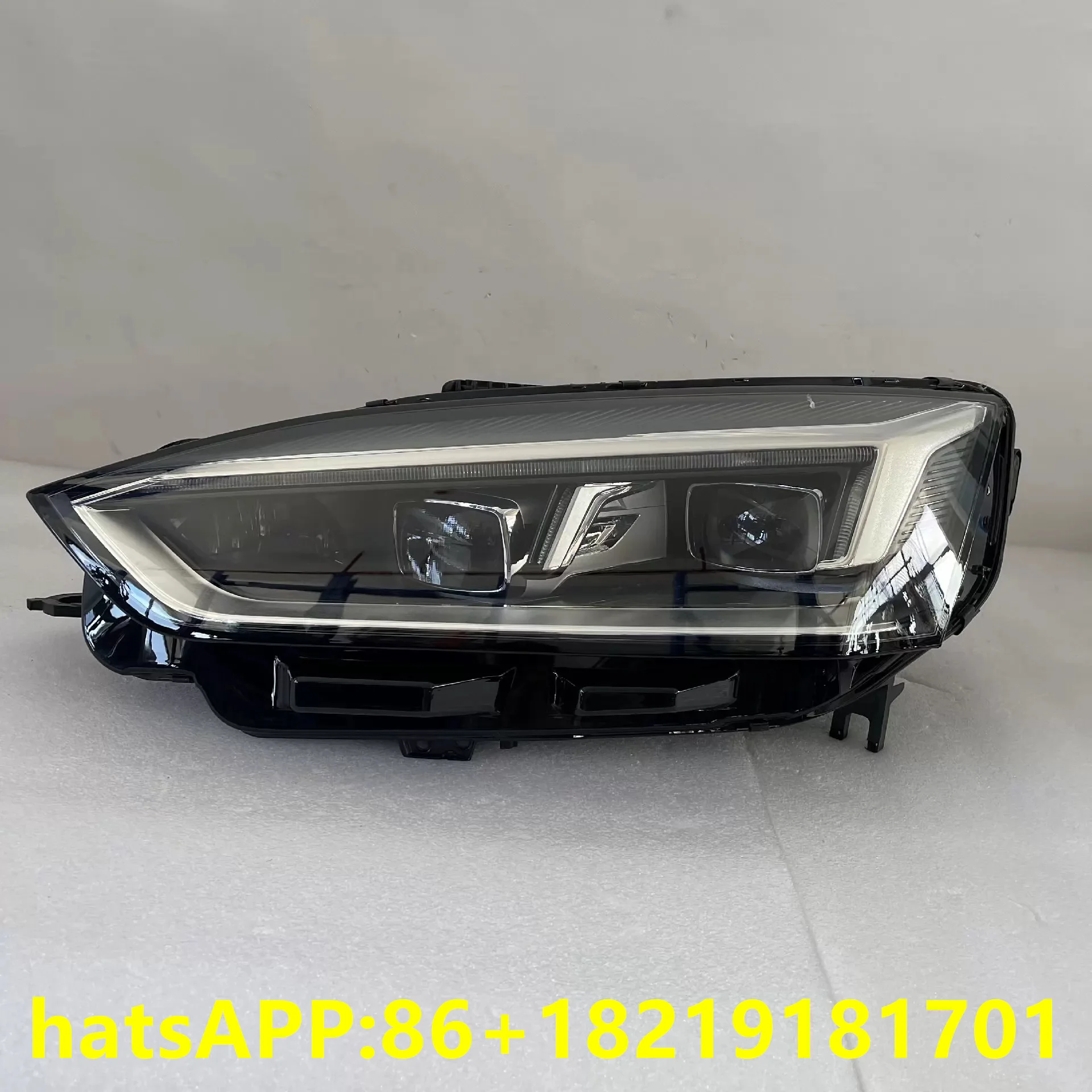 1PC For Audi A5 Hea…