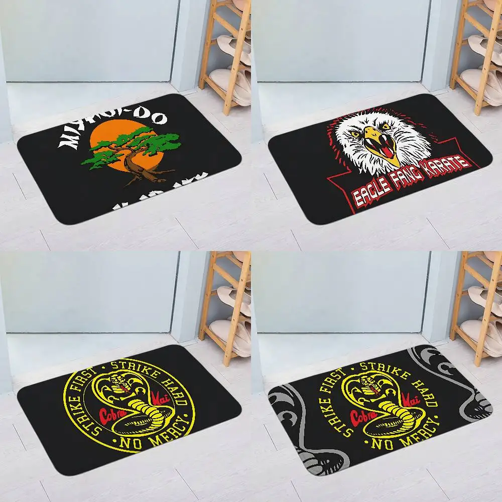 Cobras_Kai_Karates_Floor Mats Tapis de sol antidérapant pour la maison, tapis de lavage, tapis de décoration pour salon, tapis de sol antidérapant, paillasson d'entrée