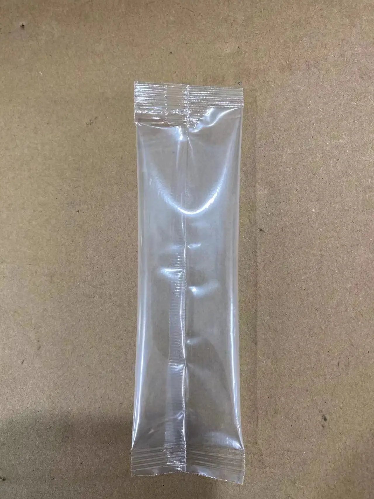 

Высококачественная вертикальная машина для упаковки порошков, машина для наполнения и запечатывания пластиковых пакетов, машина для упаковки специй в порошке