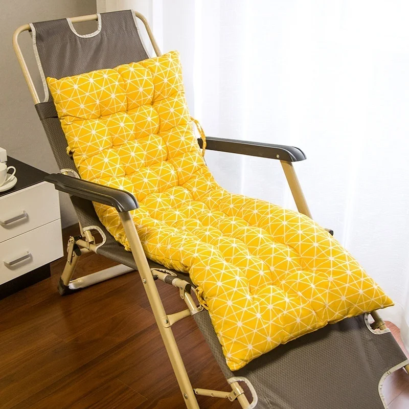

Autumn and winter thickened brushed doublesided available recliner mats Lunch folding chair special