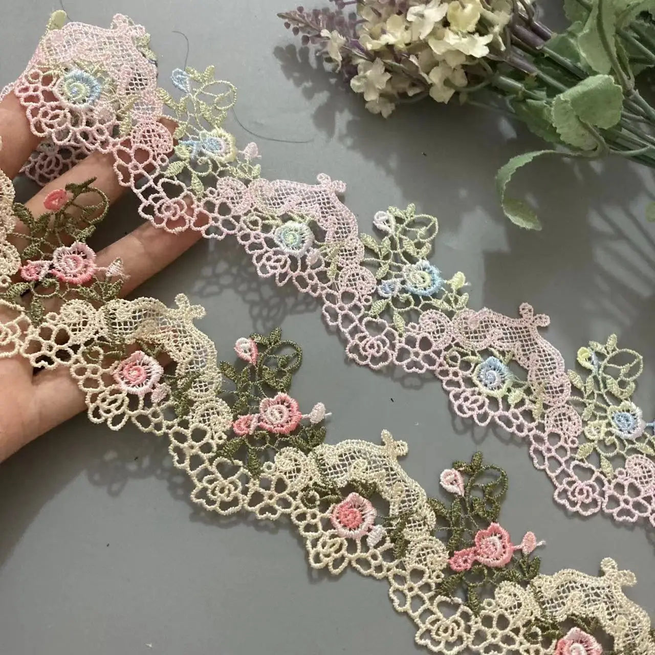 

2 Meters 6cm Wide Lace Trim Craft Flower Polyester Fabric Venise Floral Embroidered Clothing Applique Decorated Ribbon Fabric