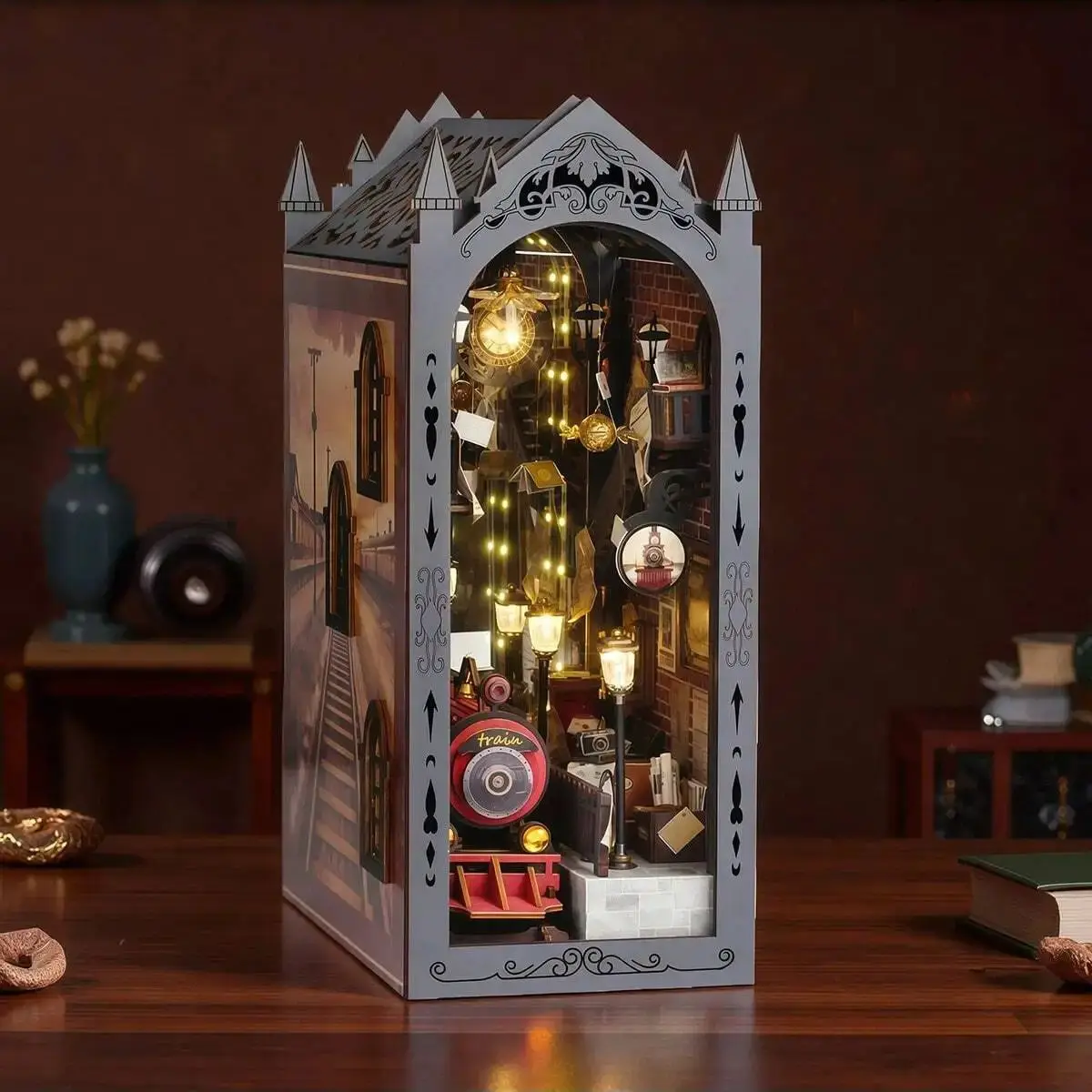 

Набор для сборки 3D-пазла «Время и пространство»: деревянный домик-конструктор, декоративный элемент для книжной полки, сделай сам