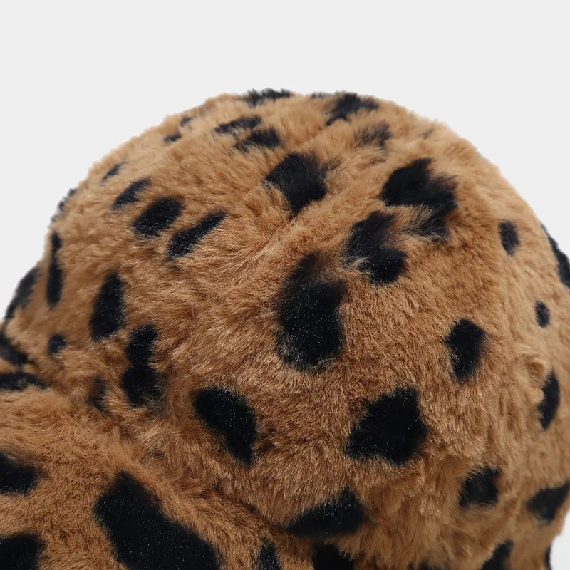 Plush Baseball Caps for Women Men Warm Leopard Printed Winter Hats Fashion Dot Adjustable Baseball Hat Outdoor Velvet Casual Cap