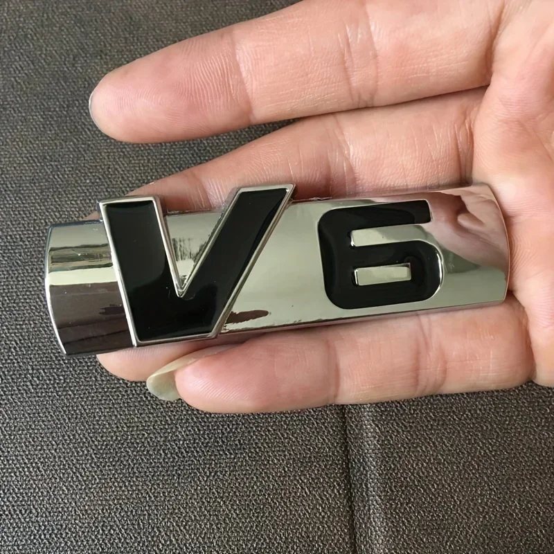 اجعل سيارتك تبرز مع ملصقات السيارة بشعار V6 هذه ، اصنع سيارتك