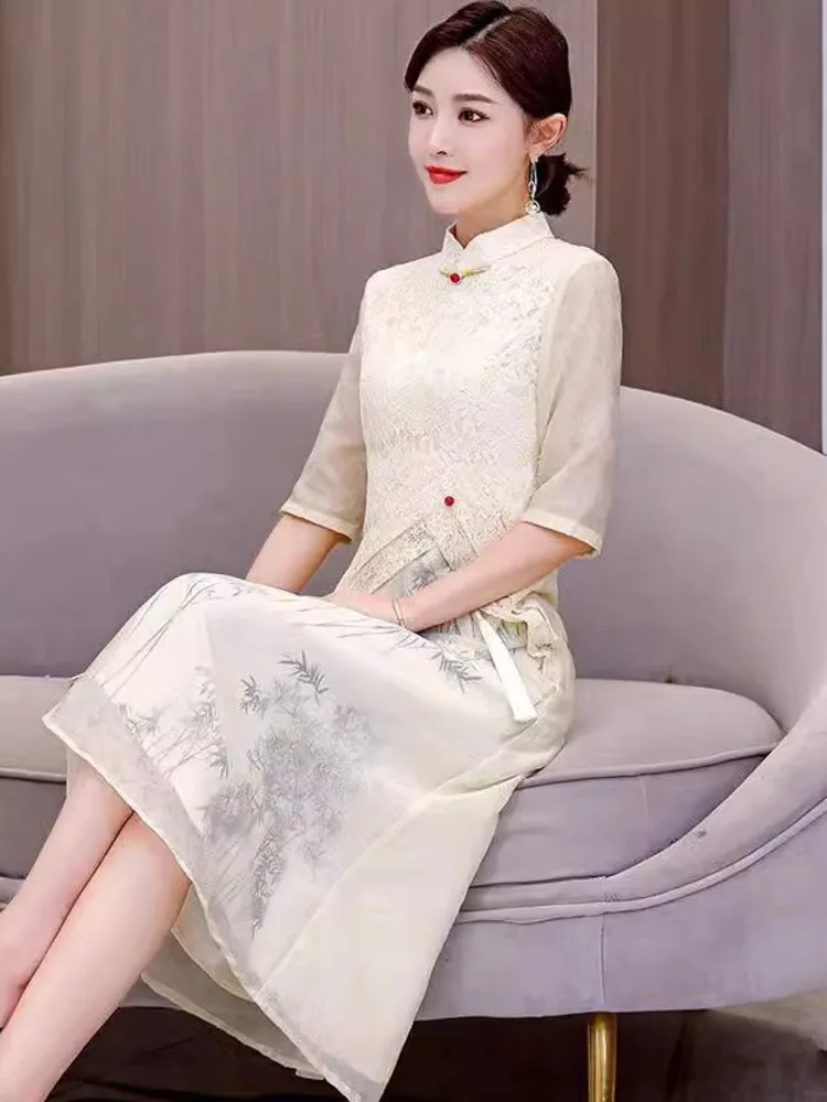 

Elegant Lace Patchwork Mandarin Collar Slim Fit Dress – Mid-Sleeve Classical Dance Performance Costume for Women Stage Dresses