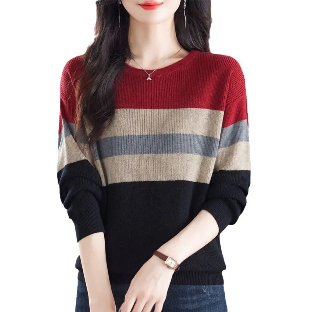 

Женский вязаный свитер с круглым вырезом и длинными рукавами, свободная тонкая рубашка в полоску контрастного цвета на осень-зиму