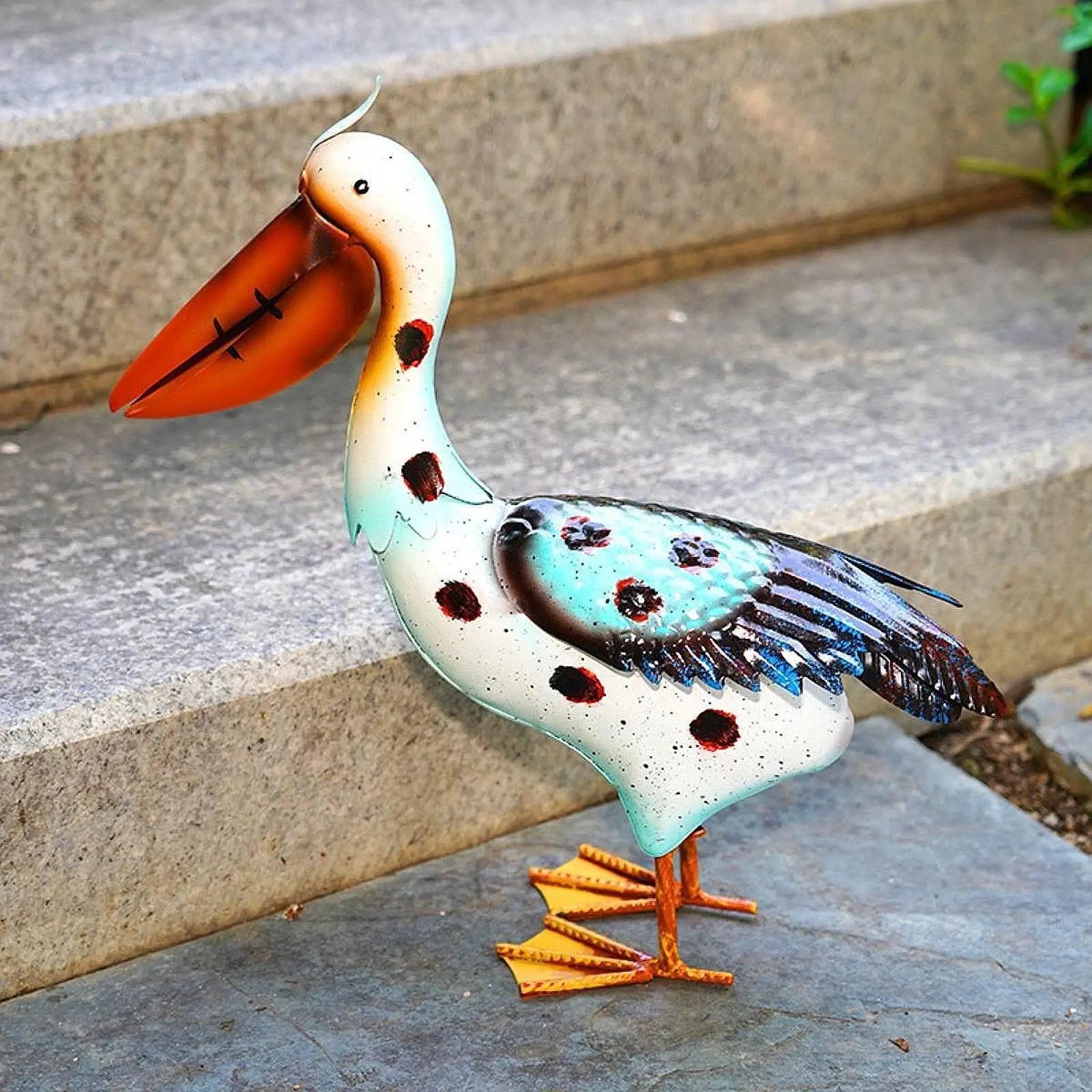 

Pelican Statue Standing Decorative Animal Figurine Garden Sculpture Outdoor Decoration for Pathway Porch Roof Yard Flowerbed