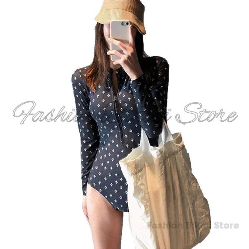 2026 Sexy Long Sleeve Dive Suit Quick Dry Swimsuit for Women Sporty Conservative Design Nylon Fabric Polka Dot Pattern swimsuit