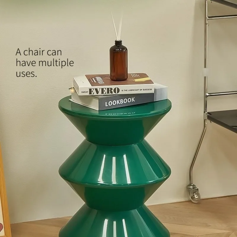 Creative Hourglass Plastic Stool, Simple Low Shoe Changing Stool for Home, Living Room & Bedroom