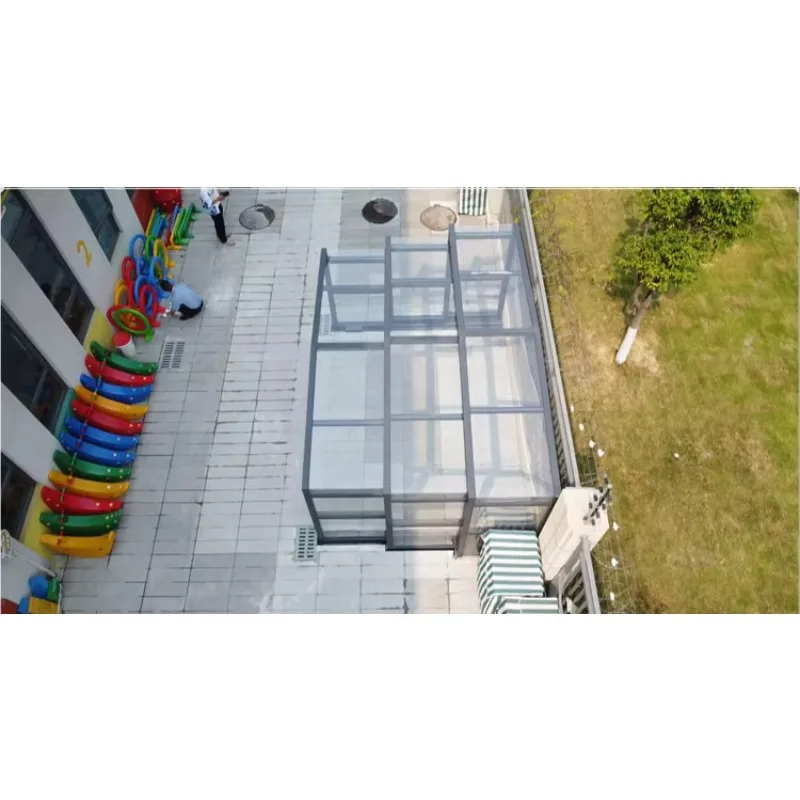 Factory Custom Modern Aluminum Four Season Sunroom Laminated Tempered Glass House Garden Retractable Transparent