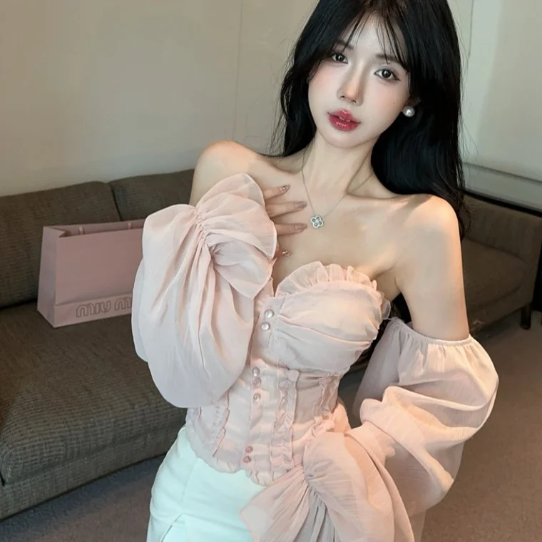 

Нежная шифоновая блузка с открытыми плечами для женщин, модная новинка Весна 2026, ультра-сказочный стиль, повседневный топ с коротким рукавом