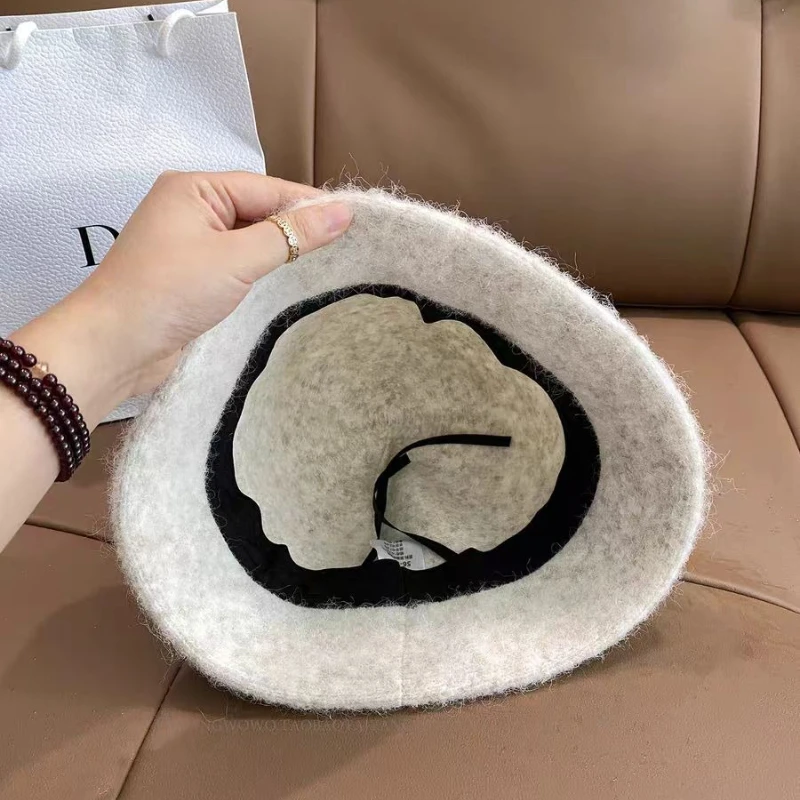 2025 مصمم م الصوف قبعة بحافة دافئة للنساء موضة صياد الشتاء Ins موضة السيدات رقيق بنما قبعات جرس حافة مستديرة #4