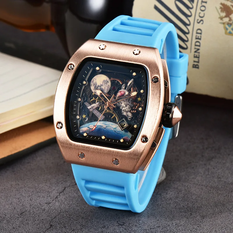 New Fashion Trend Wine Barrel Quartz Watch Night Glow Hollow Non Mechanical Flywheel Fashion Men\'s Watch