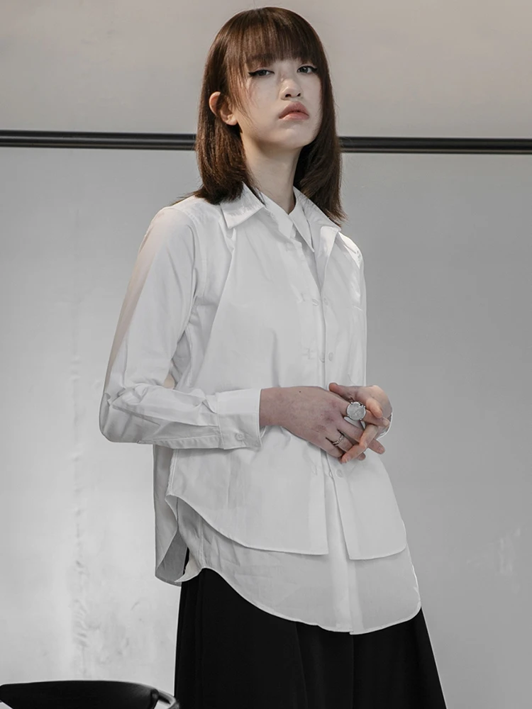 [EAM] Women White Irregular Button Casual Blouse New Lapel Long Sleeve Loose Fit Shirt Fashion Tide Spring Autumn 2024 1DF5701