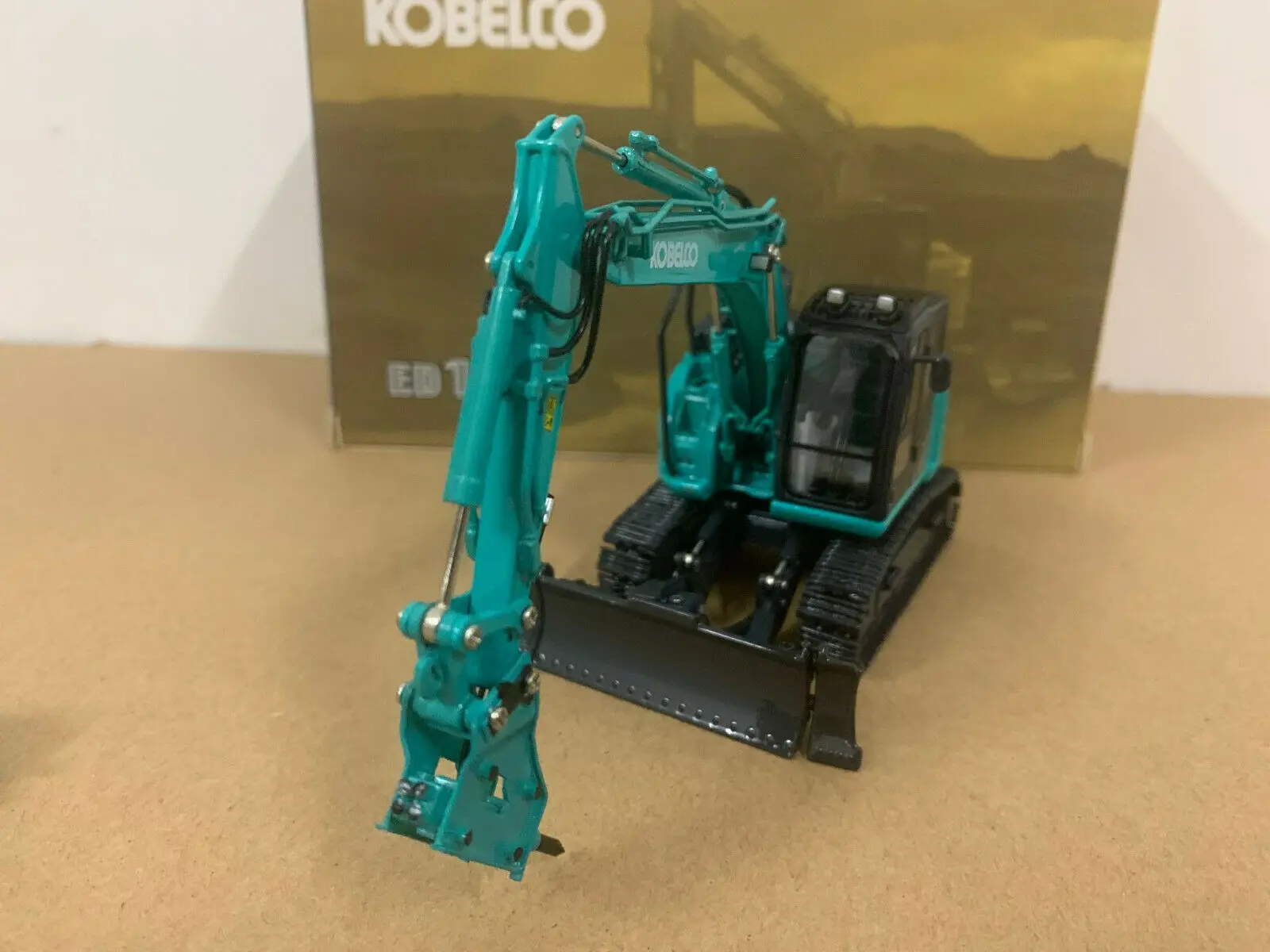 Ros Kobelco ED160BR-5 Ultra Small Round Excavator/Hammer 1/50 Scale Diecast Model