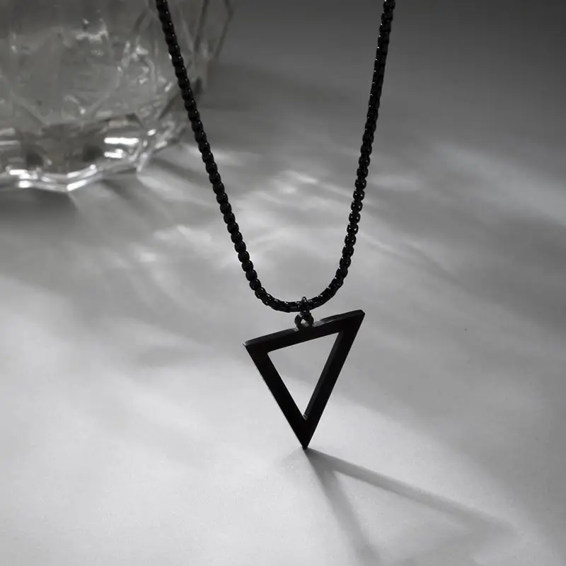 HNSP Stainless Steel Inverted Triangle Pendant Chain Necklace For Men Cool Simple Jewelry Accessories