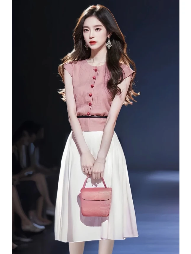 

Goka Summer 2026 Slimming Pink round Neck Sleeveless Top White Skirt Set Casual Style Waist-Cinching Lightweight Fabric