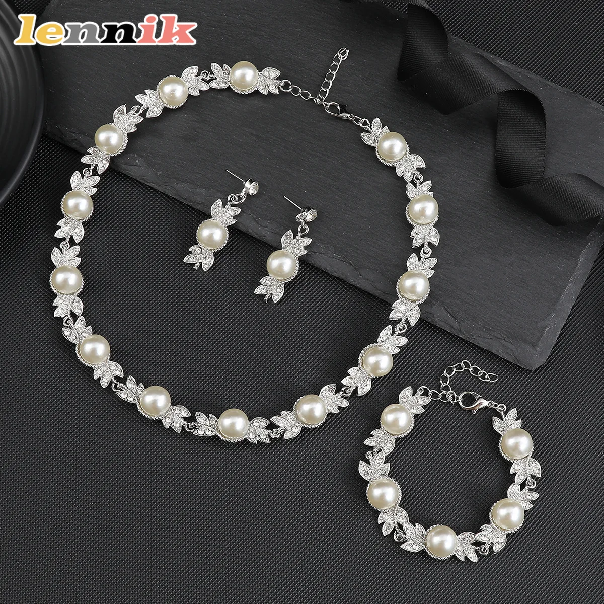 LENNIK lichte luxe parel sieradenset, Europese retro mode, inclusief kraagketting en armband, bruidaccessoire, best verkocht
