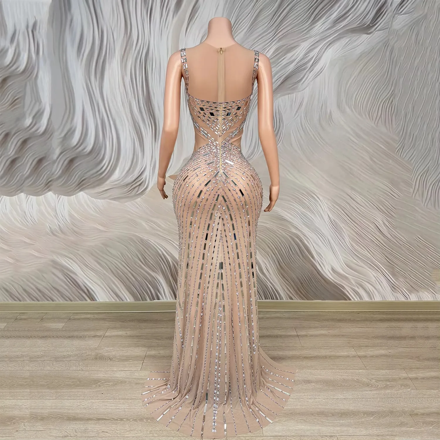 Glinsterende kristallen formel - Women Formal Wear Photoshoot recensie en prijs