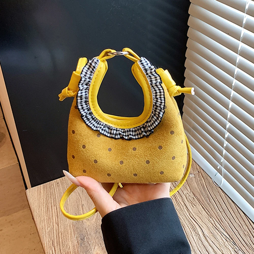 Tas Tangan Suede Mini Manis Ta - Half Moon Bag Suede ulasan dan harga