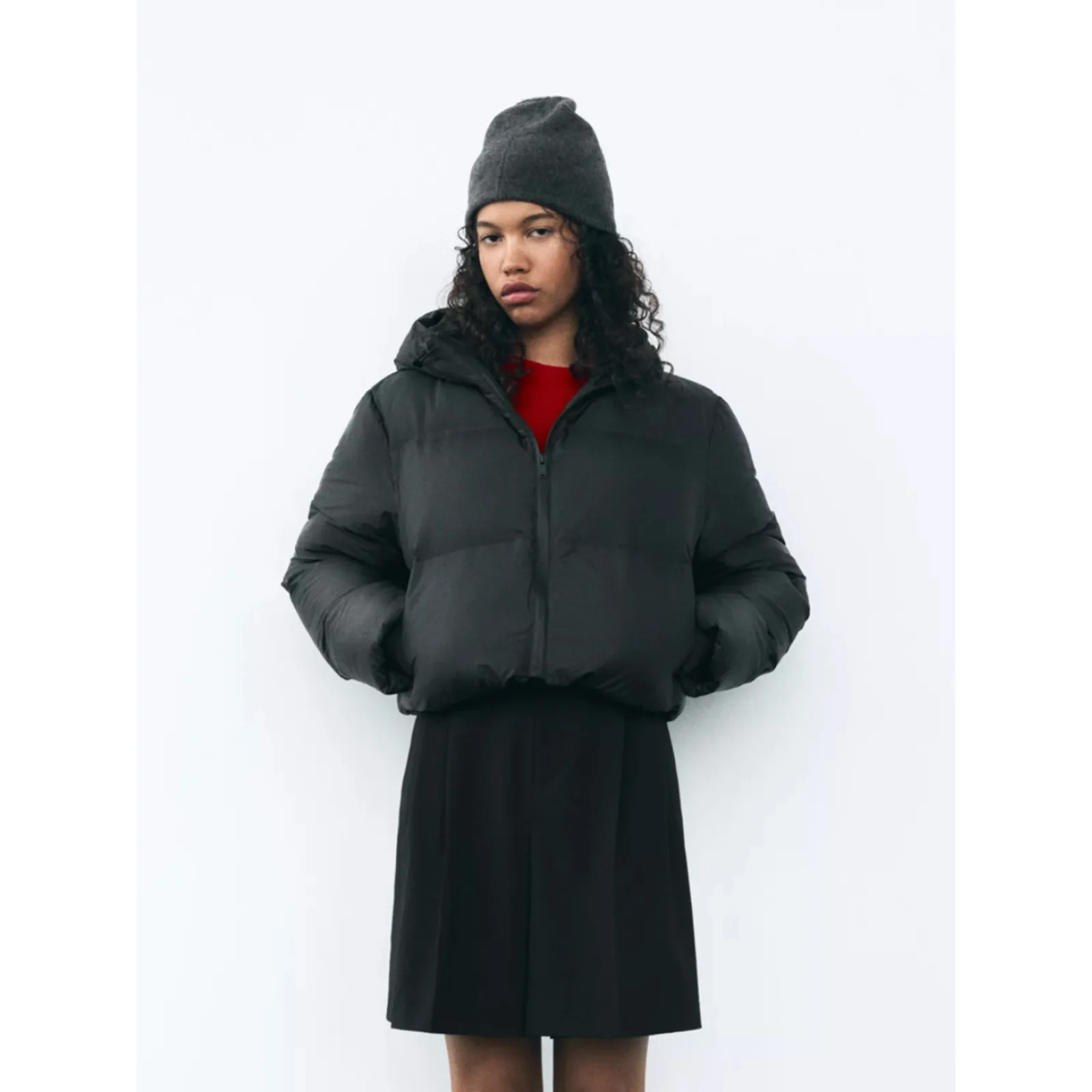 2026 Women's Polyester Puffer Jacket Hooded Thick Padded Winter Coat Windproof Water Resistant Oversized Bubble Coat