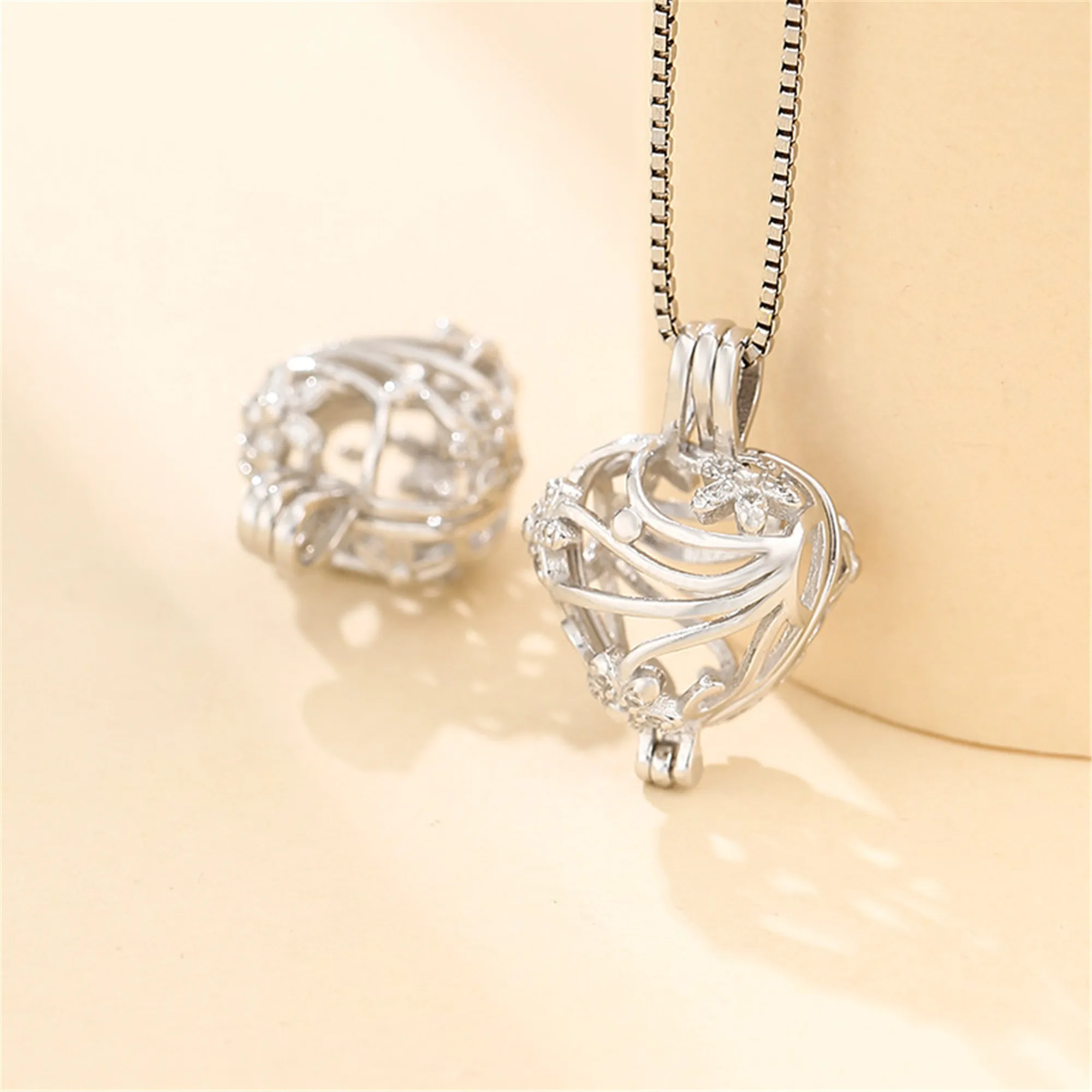 

Pendant Setting for 5mm-8mm Round Beads or Pearls 925 Silver Heart Shape Pendant Blank Openable Box Pendant Base SP0118