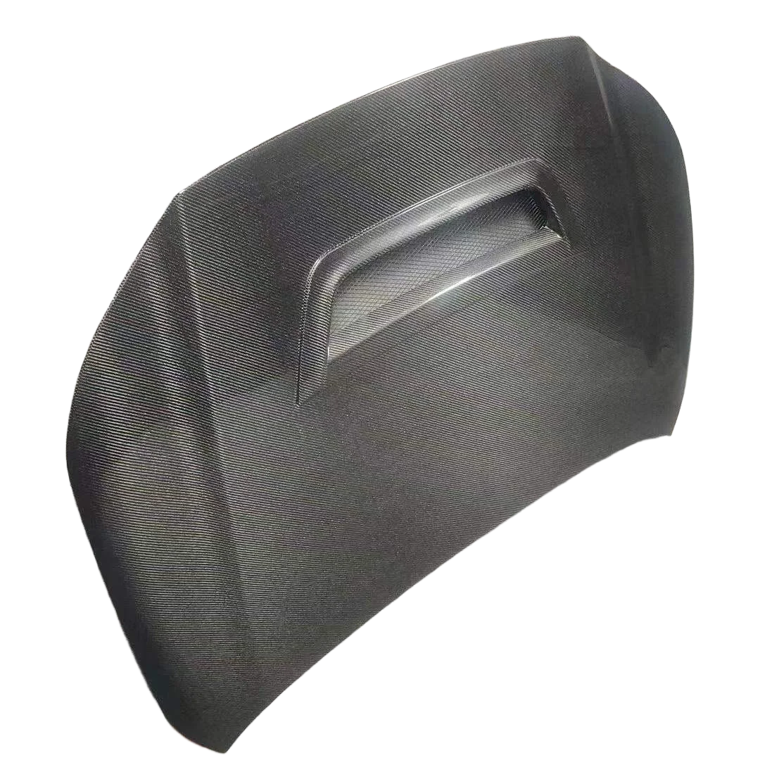 

Капот из углеродного волокна для MAZDA CX 30. Практичный, хорошего качества.