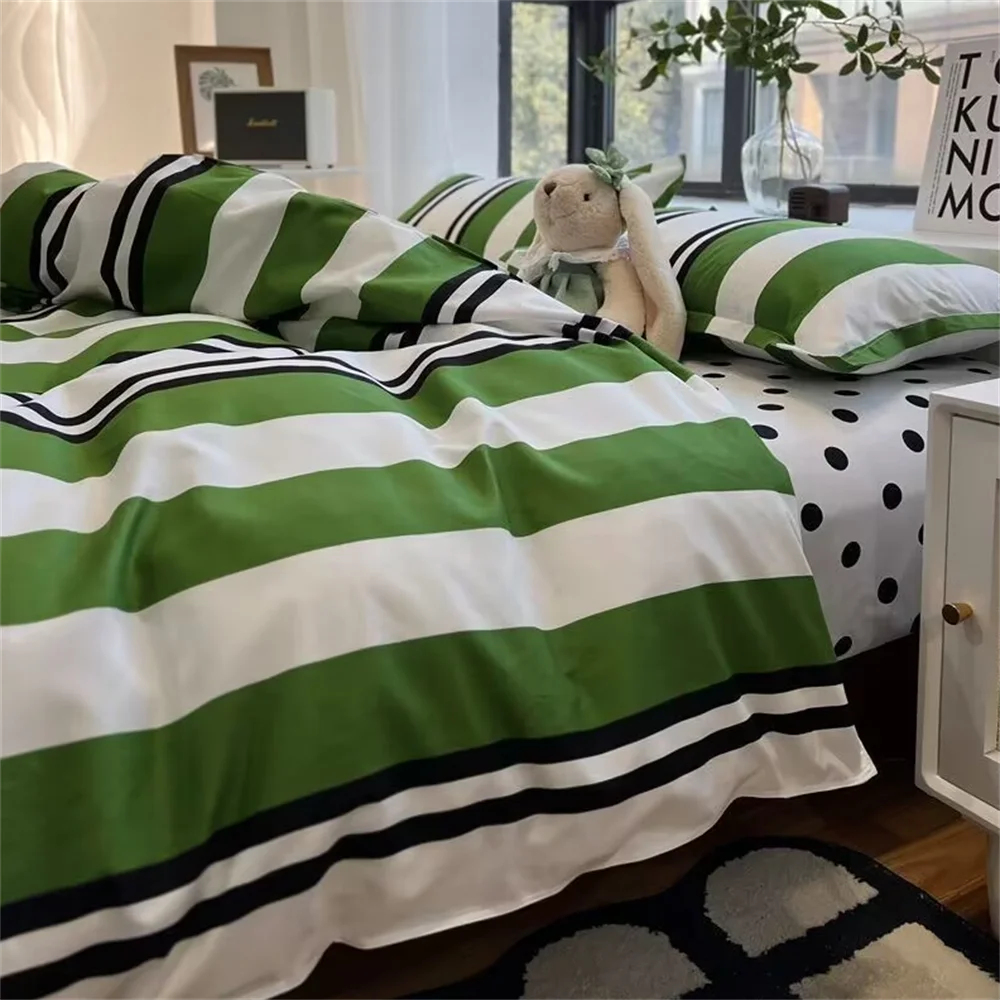 INS Nordic Style Bedding Set Minimalist Mix Match Striped Quilt Cover Hot Sale Bedclothes Spring Fresh Flower Duvet Cover Set
