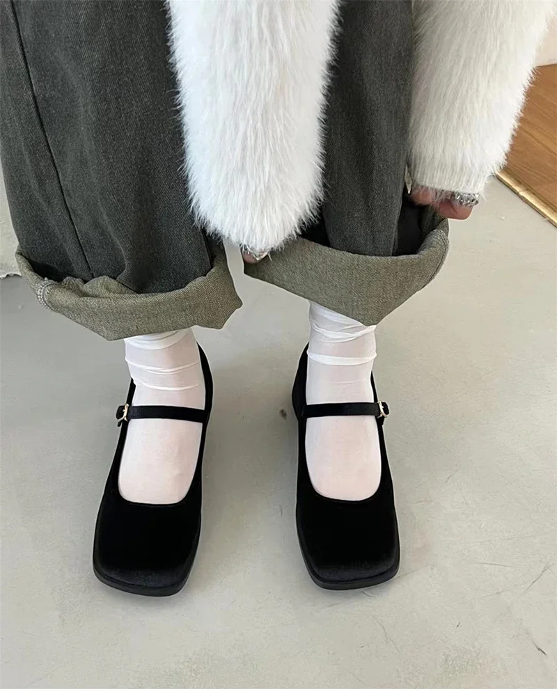 Women Mary Janes Shoes Female Retro Velvet Square Toe Loafers New Casual Pumps Girls Fashion Shallow Buckle Mid High Heels