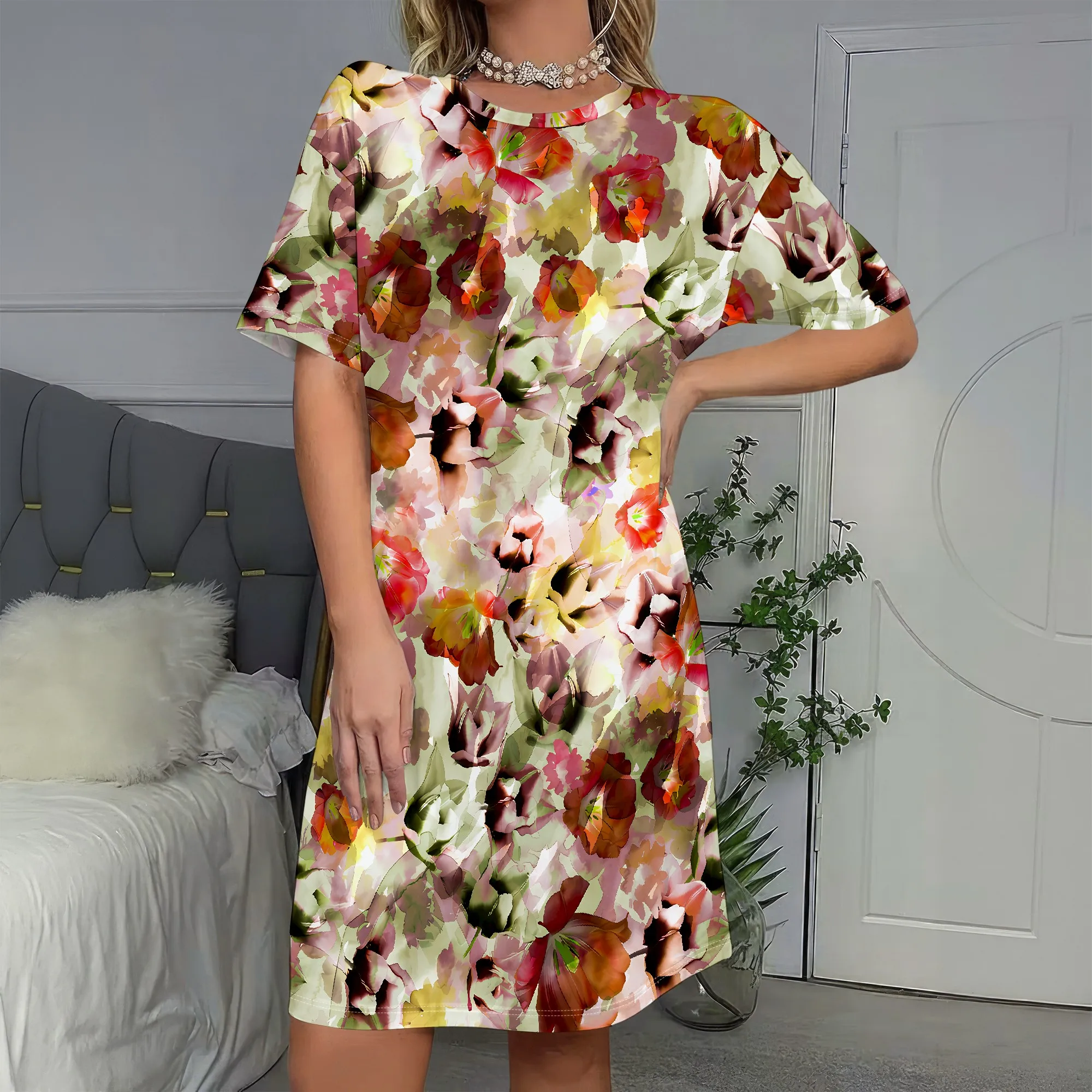 

Floral Print Short Sleeve Dress, Boho Style Shift Dress, Abstract Flower Pattern Casual Dress for Women, S-2XL