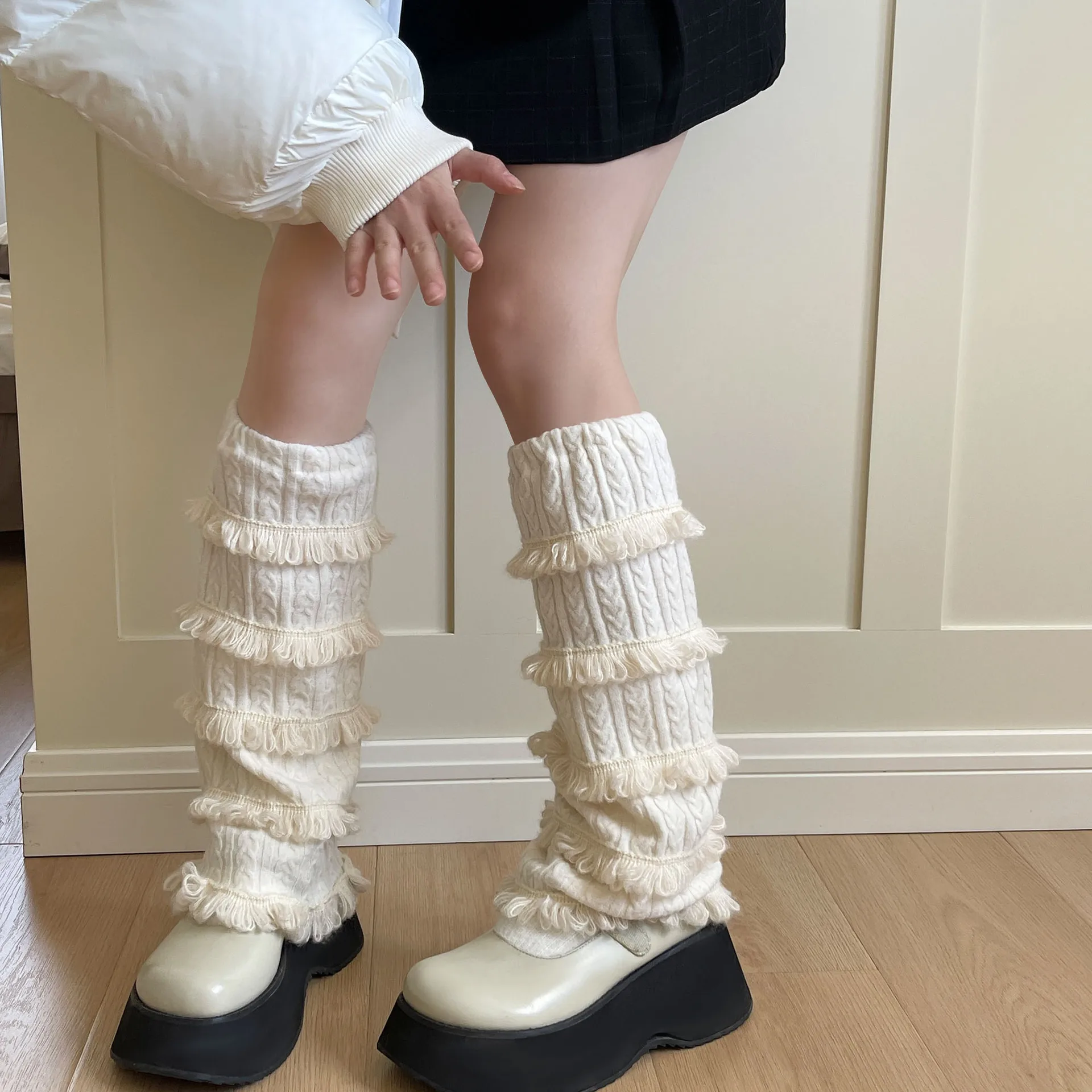 

Winter Sweet Cool Girls Lace Sockliner Japanese Cashmere Twisted Flare Curly Lace Edge Warm Leg Warmers Jk Girls Accessories