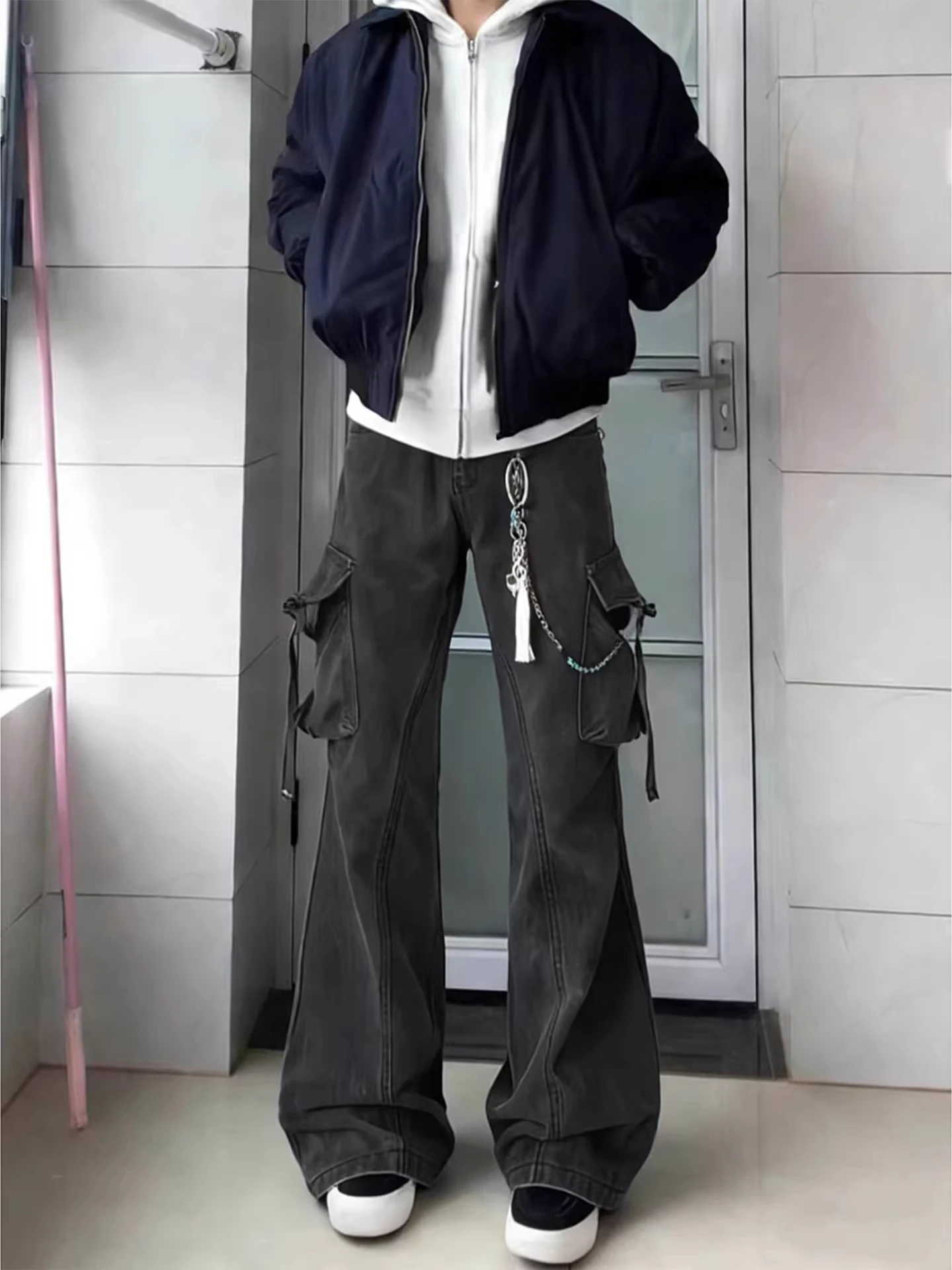 

American High Street Sle Men's Jeans with Big kets Straight Leg Waed Casual Long Trousers Workwear Faion Brand