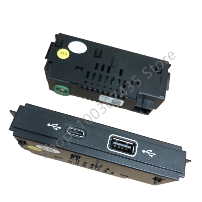 30D035736 Front Console USB Ports For VW Viloran 30D035736