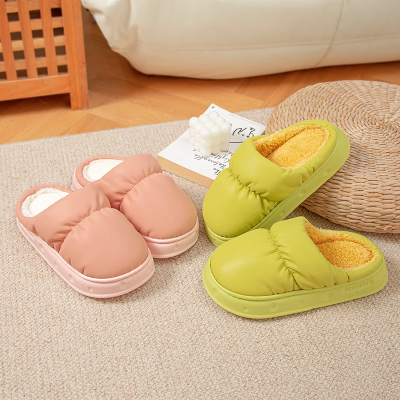 Feslishoet pantofole invernali da interno donna peluche tenere in caldo casa piatta Soft Comfort Slides uomo scarpe moda impermeabili in pelle PU