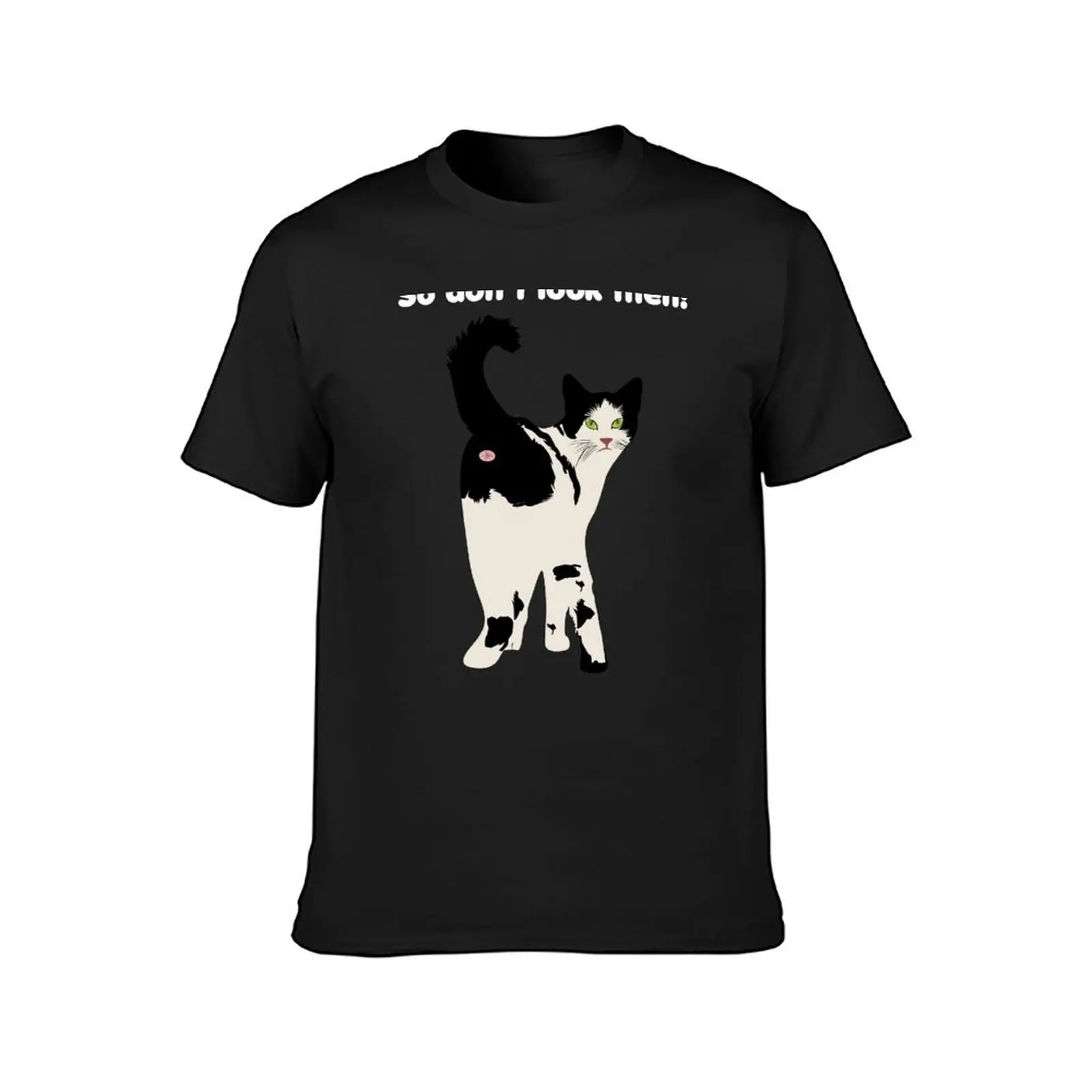 Cat walking away showing it's butt T-Shirt quick-drying blacks Men's t-shirt