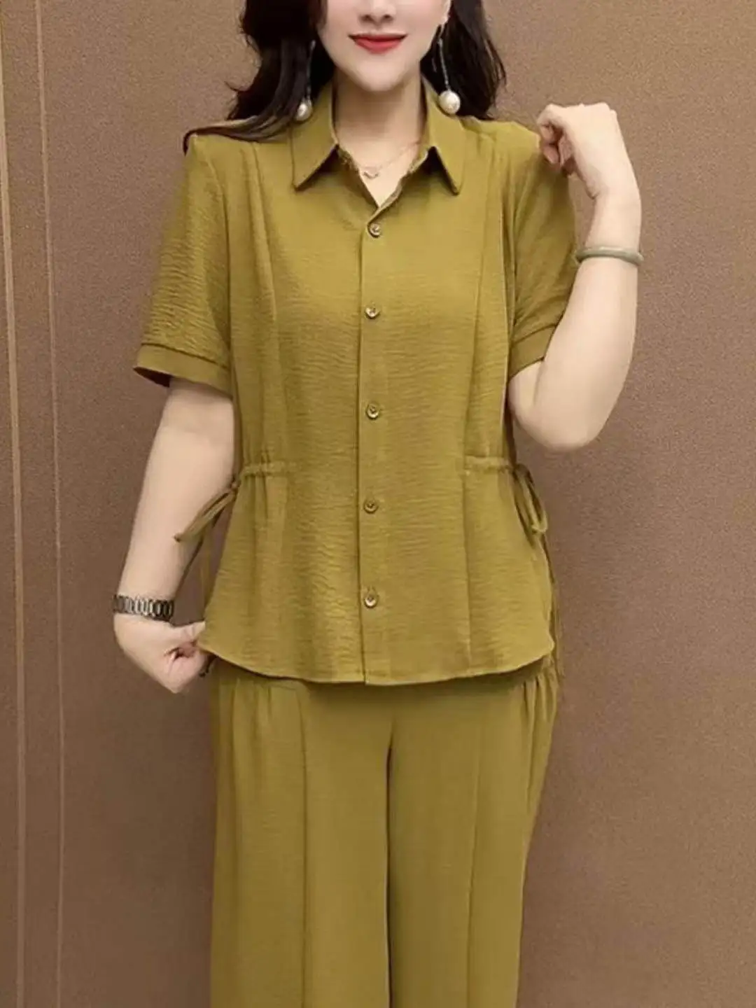 

Fashionable Mom Set Ladies Loose Wide Leg Pants Short Sleeve Open Cardigan Two Piece Set Summer New Style Pure Color Polyeste...