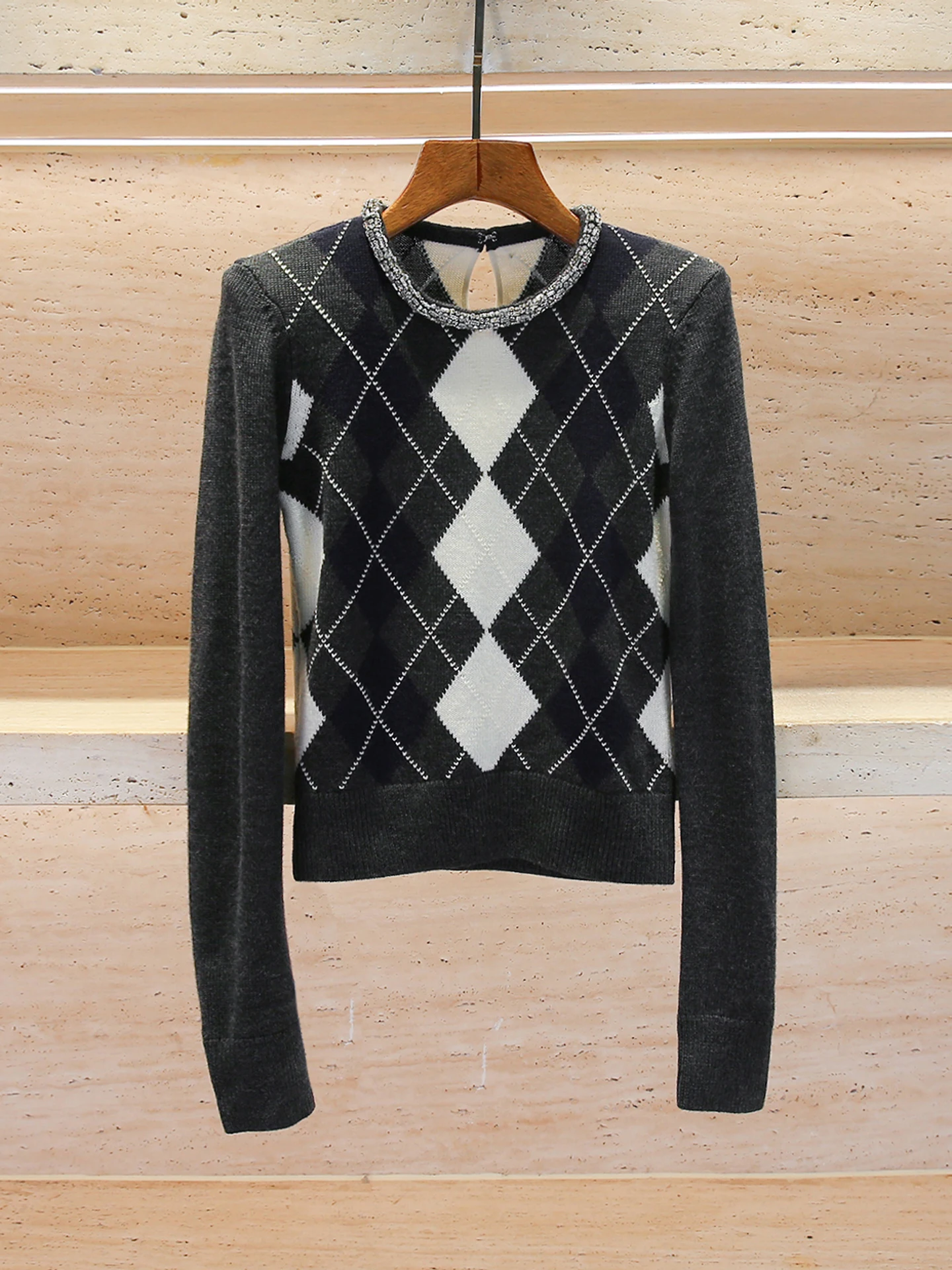 

Diamond Embellied Knitted Sweater Women's College Sle Winter Faion Diamond ids Long Sve ort Length round Ne Top