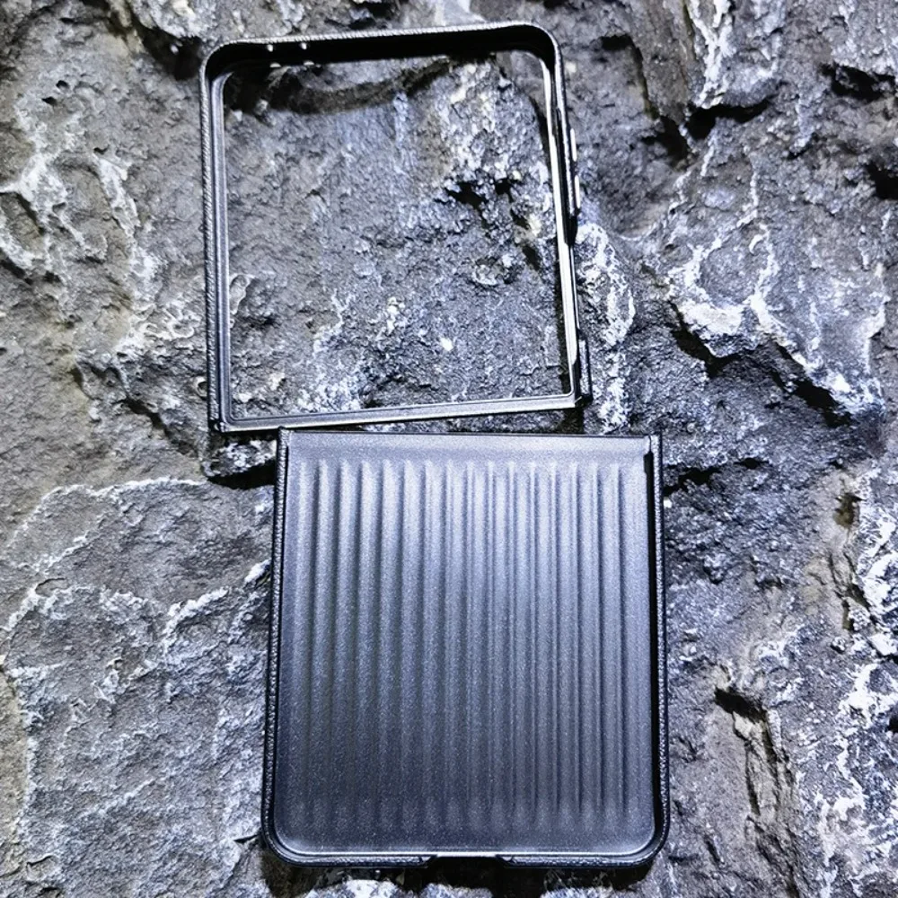 حافظة هاتف مغناطيسية رائعة وفريدة من نوعها عالية الجودة لهاتف سامسونج جالاكسي Z Flip 7 لهاتف Magsafe غطاء خلفي مميز مقاوم للصدمات