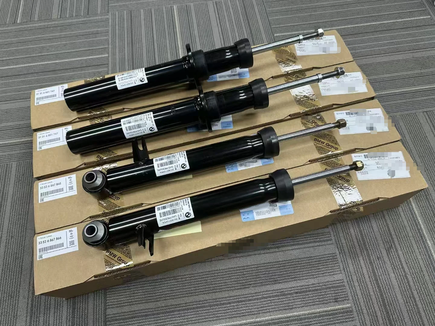 OEM Nuovo 1 pz Per BMW X5/X6 F16 F15 2012-19 Aria Anteriore Posteriore Sinistra e Destra senza O EDC Ammortizzatore Core