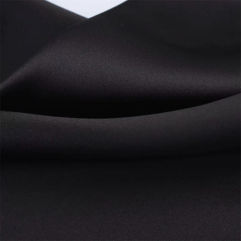 KEYANKETIAN 2025 été nouveau col oscillant pour femmes licou Mini robe mode Sexy dos nu mince sans manches robes en Satin