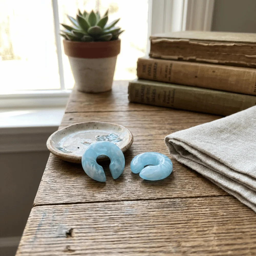 Fashion Acrylic Ear Clip Earrings Resin Jelly Color C Shape Ear Cuff Round Smooth No Piercing Earrings Women