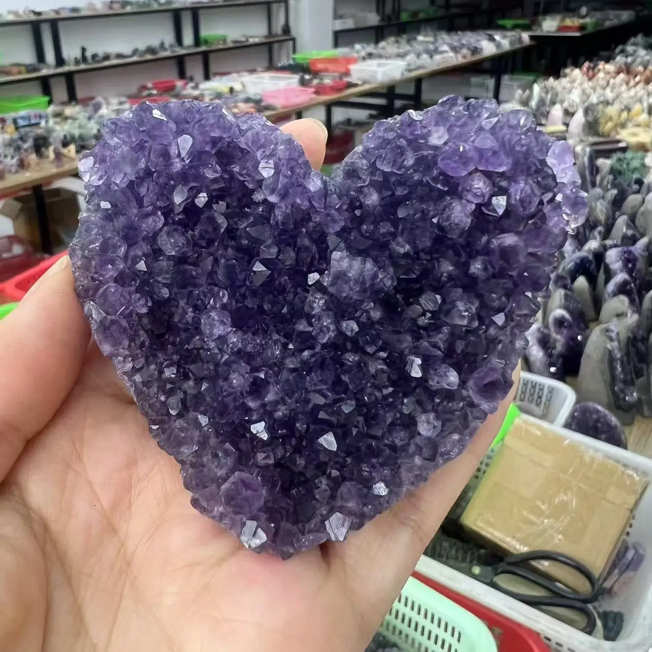 

153g 7.8cm Natural Uruguay Dream Amethyst Quartz Crystal Cluster heart