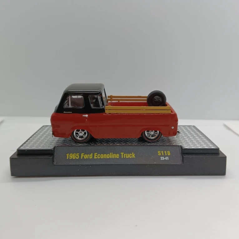 M2 machines 1/64 1965 Ford Econoline Truck Die-cast alloy car model collection display child gift