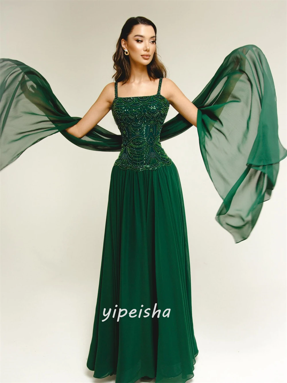 Maßgeschneiderter moderner Stil, eleganter Chiffon, Strass, Perlenstickerei, gerader Spaghettiträger, lange Kleider, Abendkleider, passendes Retro