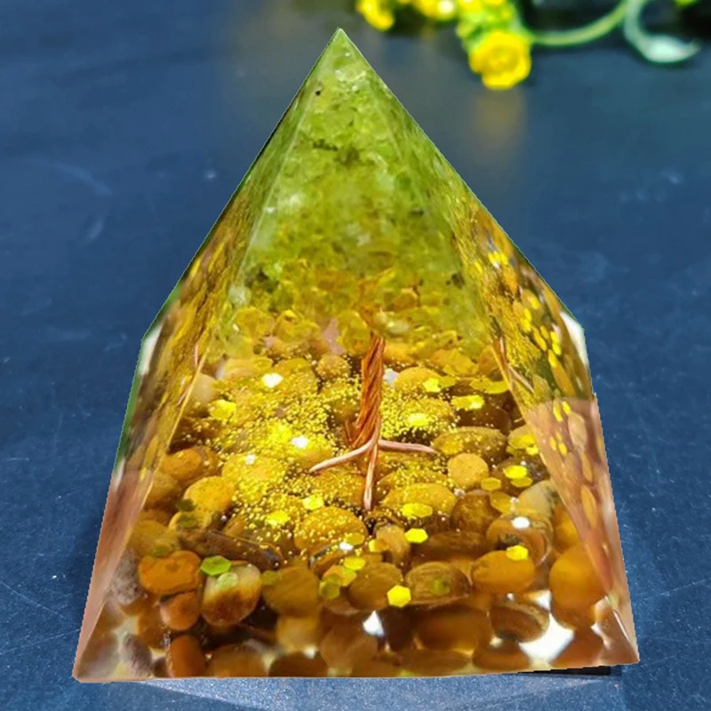 1 PCS Crystals Orgone Pyramid Energy Generator Natural Peridot Reiki Chakra Meditation 50Mm Resin S1