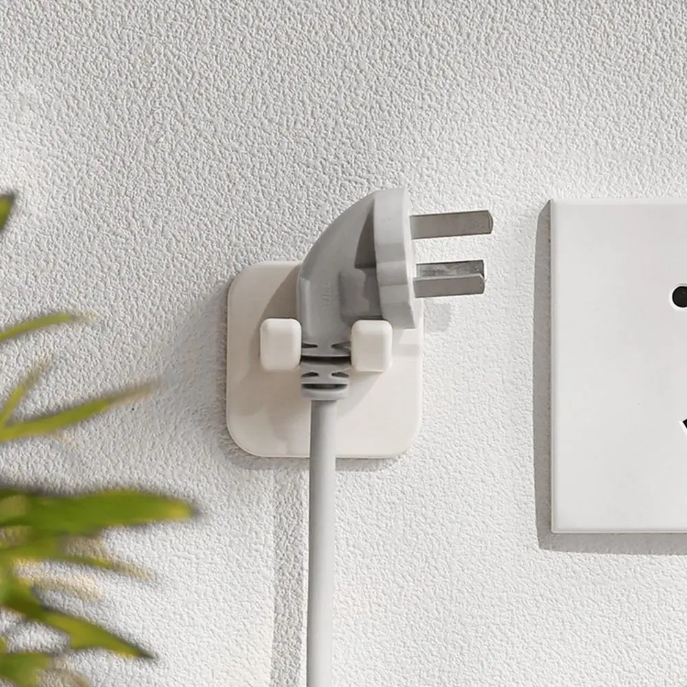 Gancho de enchufe de alimentación de plástico sin perforaciones, estante de almacenamiento de cable de alimentación montado en la pared, gancho de almacenamiento de pared impermeable autoadhesivo para cocina
