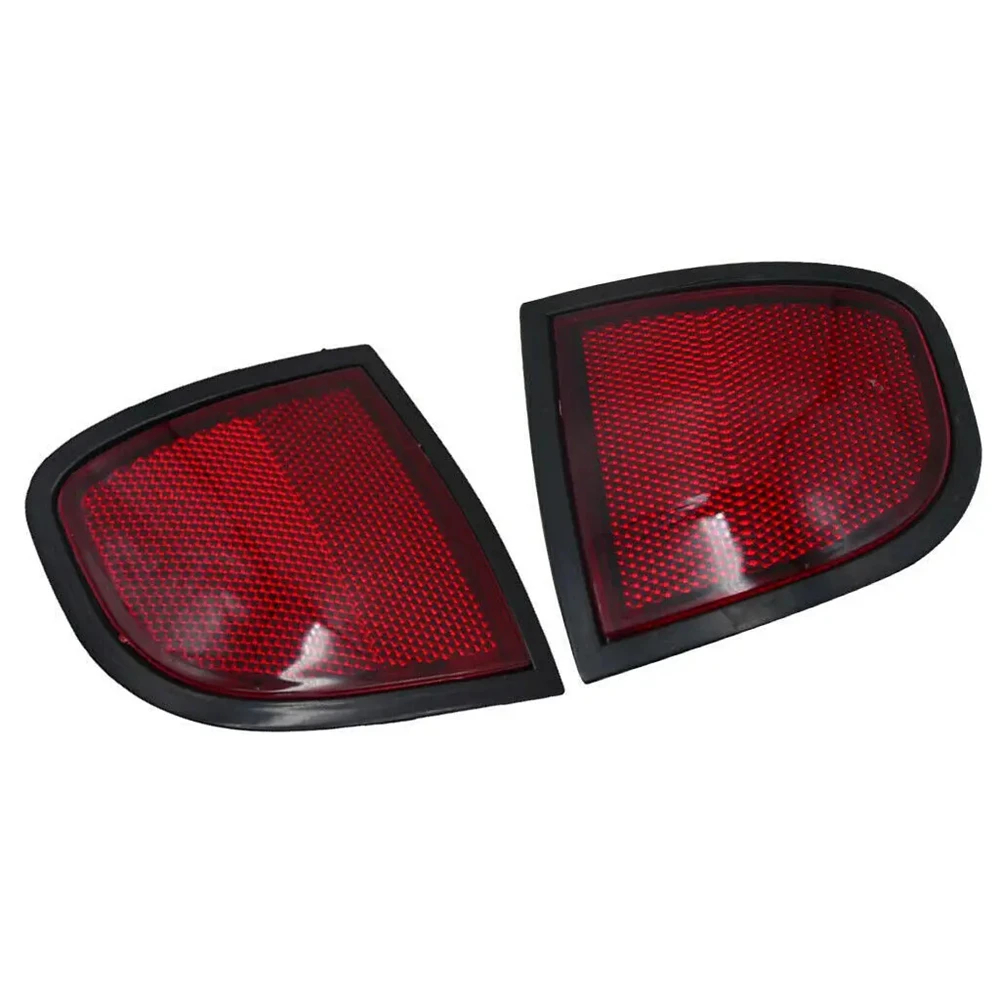 ​8355A015 / 8355A016Rear Bumper Reflector Light No Bulb For Mitsubishi L200 Turn Signal Reversing Warning Lamp Brake Stop